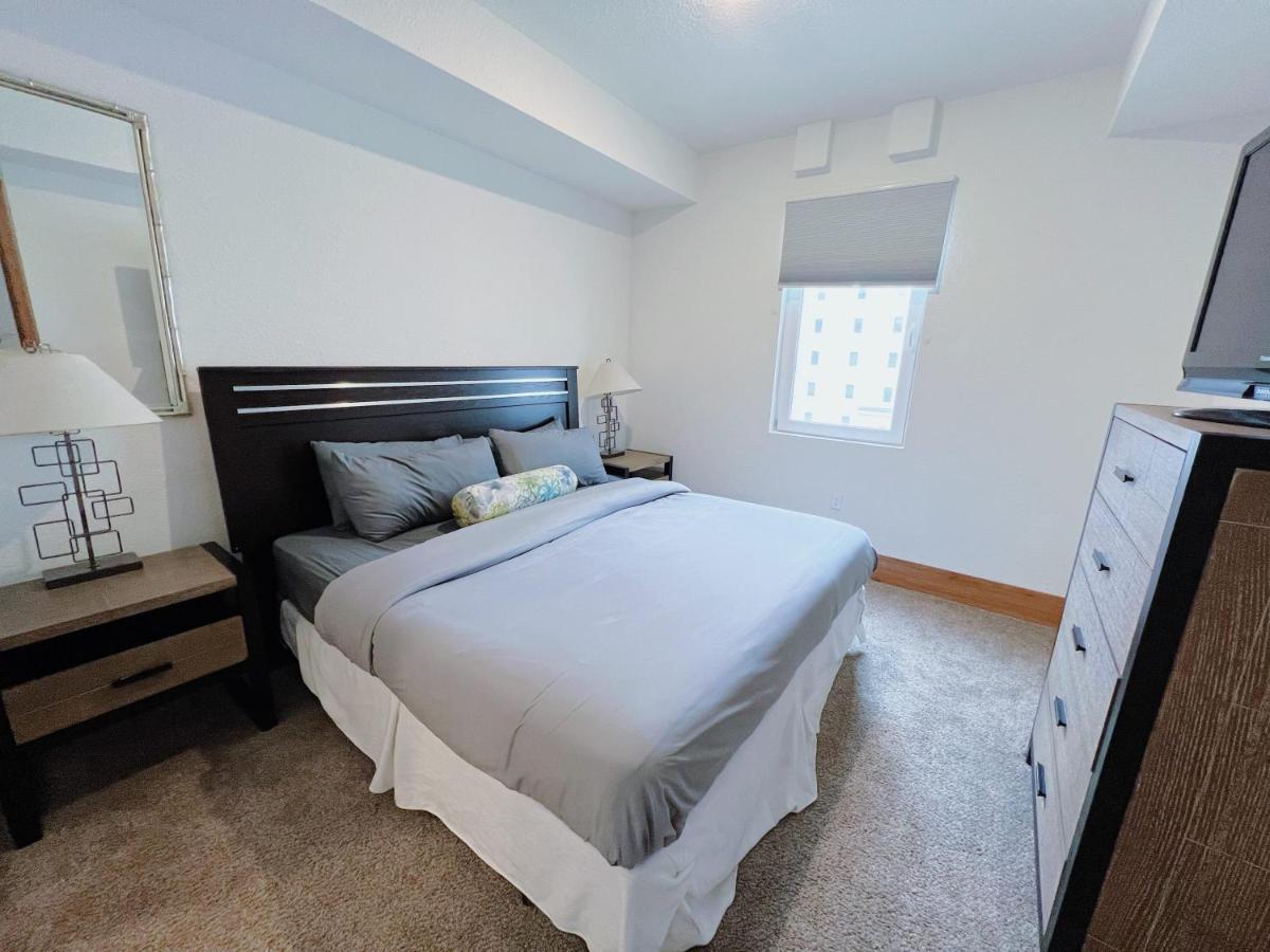 2Br Suite At The Grand Castle Pool Gym & Parking Grandville Exterior foto